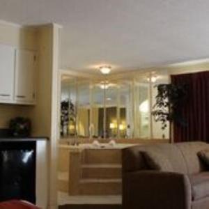 Lake View Inn & Suites Killen Buitenkant foto